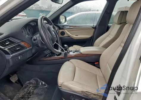 2012 BMW X5 xDrive50I z USA, uszkodzony, nr VIN 5UXZV8C58CL423960